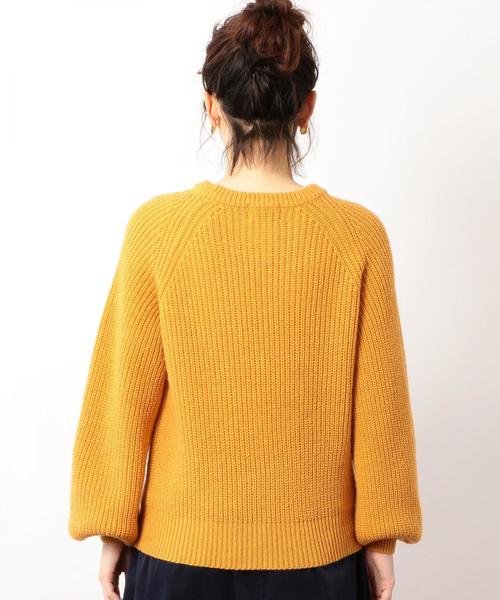 green label relaxing（グリーンレーベルリラクシング）の「CF カタアゼ クルーネック パフスリーブ ニット ◆（ニット/セーター・レディース・ネイビー/オフホワイト/イエロー・FREE）」の5枚目の写真
