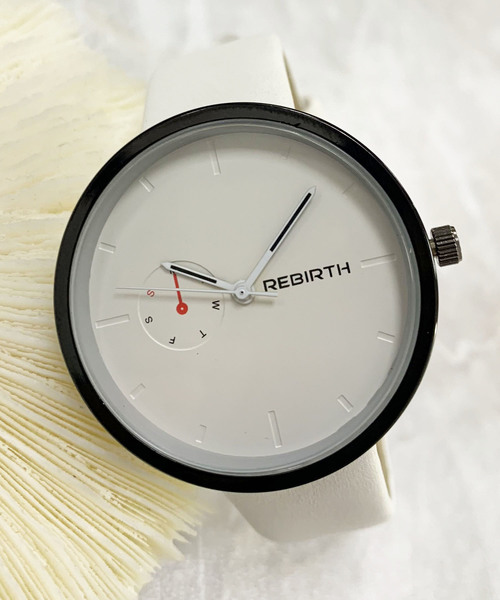 おしゃれスタ（オシャレスタ）の「【XROSS RAY】PUレザーベルト　ウオッチ（アナログ腕時計・レディース・ホワイト/ブラック/ブラウン/レッド/ピンク/ホワイト系その他/ブラック系その他/ブラウン系その他/レッド系その他/A/B/C/D/E/F/G/H/I/J/K/L/M/N/O/P/Q/R/S/T/ブラック系その他2/ブラック系その他3/ホワイト系その他2/ブラック系その他5/ブラウン系その他2/レッド系その他2/ピンク系その他/ブラック系その他4/ホワイト系その他3/ブラック系その他6/キャメル/ブラック系その他7/U/ブラウン系その他3/ブラウン系その他4/V/グリーン/レッド系その他3/パープル/グレー/W/レッド系その他4/ネイビー/ミント/サックスブルー/ブラウン系その他5/ホワイト系その他4/X/ピンク系その他2/グレー系その他/Y/レッド系その他5/Z/その他6/その他7/その他8/その他1/その他2/その他3/その他4/その他5・FREE）」の3枚目の写真