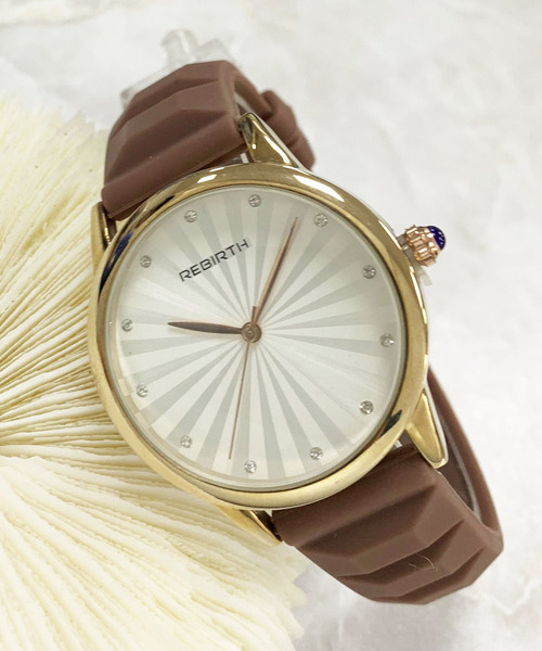 おしゃれスタ（オシャレスタ）の「【XROSS RAY】PUレザーベルト　ウオッチ（アナログ腕時計・レディース・ホワイト/ブラック/ブラウン/レッド/ピンク/ホワイト系その他/ブラック系その他/ブラウン系その他/レッド系その他/A/B/C/D/E/F/G/H/I/J/K/L/M/N/O/P/Q/R/S/T/ブラック系その他2/ブラック系その他3/ホワイト系その他2/ブラック系その他5/ブラウン系その他2/レッド系その他2/ピンク系その他/ブラック系その他4/ホワイト系その他3/ブラック系その他6/キャメル/ブラック系その他7/U/ブラウン系その他3/ブラウン系その他4/V/グリーン/レッド系その他3/パープル/グレー/W/レッド系その他4/ネイビー/ミント/サックスブルー/ブラウン系その他5/ホワイト系その他4/X/ピンク系その他2/グレー系その他/Y/レッド系その他5/Z/その他6/その他7/その他8/その他1/その他2/その他3/その他4/その他5・FREE）」の18枚目の写真