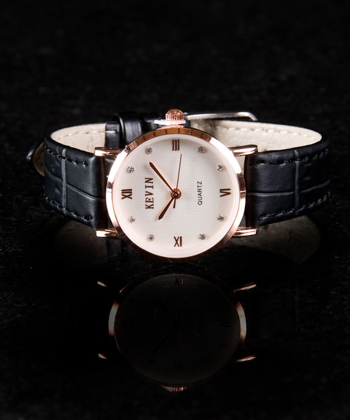 おしゃれスタ（オシャレスタ）の「【XROSS RAY】PUレザーベルト　ウオッチ（アナログ腕時計・レディース・ホワイト/ブラック/ブラウン/レッド/ピンク/ホワイト系その他/ブラック系その他/ブラウン系その他/レッド系その他/A/B/C/D/E/F/G/H/I/J/K/L/M/N/O/P/Q/R/S/T/ブラック系その他2/ブラック系その他3/ホワイト系その他2/ブラック系その他5/ブラウン系その他2/レッド系その他2/ピンク系その他/ブラック系その他4/ホワイト系その他3/ブラック系その他6/キャメル/ブラック系その他7/U/ブラウン系その他3/ブラウン系その他4/V/グリーン/レッド系その他3/パープル/グレー/W/レッド系その他4/ネイビー/ミント/サックスブルー/ブラウン系その他5/ホワイト系その他4/X/ピンク系その他2/グレー系その他/Y/レッド系その他5/Z/その他6/その他7/その他8/その他1/その他2/その他3/その他4/その他5・FREE）」の13枚目の写真