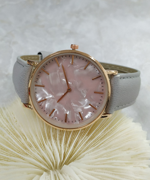 おしゃれスタ（オシャレスタ）の「【XROSS RAY】PUレザーベルト　ウオッチ（アナログ腕時計・レディース・ホワイト/ブラック/ブラウン/レッド/ピンク/ホワイト系その他/ブラック系その他/ブラウン系その他/レッド系その他/A/B/C/D/E/F/G/H/I/J/K/L/M/N/O/P/Q/R/S/T/ブラック系その他2/ブラック系その他3/ホワイト系その他2/ブラック系その他5/ブラウン系その他2/レッド系その他2/ピンク系その他/ブラック系その他4/ホワイト系その他3/ブラック系その他6/キャメル/ブラック系その他7/U/ブラウン系その他3/ブラウン系その他4/V/グリーン/レッド系その他3/パープル/グレー/W/レッド系その他4/ネイビー/ミント/サックスブルー/ブラウン系その他5/ホワイト系その他4/X/ピンク系その他2/グレー系その他/Y/レッド系その他5/Z/その他6/その他7/その他8/その他1/その他2/その他3/その他4/その他5・FREE）」の16枚目の写真