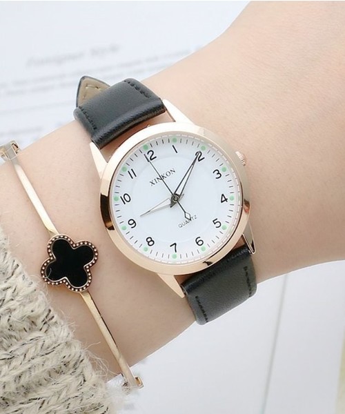 おしゃれスタ（オシャレスタ）の「【XROSS RAY】PUレザーベルト　ウオッチ（アナログ腕時計・レディース・ホワイト/ブラック/ブラウン/レッド/ピンク/ホワイト系その他/ブラック系その他/ブラウン系その他/レッド系その他/A/B/C/D/E/F/G/H/I/J/K/L/M/N/O/P/Q/R/S/T/ブラック系その他2/ブラック系その他3/ホワイト系その他2/ブラック系その他5/ブラウン系その他2/レッド系その他2/ピンク系その他/ブラック系その他4/ホワイト系その他3/ブラック系その他6/キャメル/ブラック系その他7/U/ブラウン系その他3/ブラウン系その他4/V/グリーン/レッド系その他3/パープル/グレー/W/レッド系その他4/ネイビー/ミント/サックスブルー/ブラウン系その他5/ホワイト系その他4/X/ピンク系その他2/グレー系その他/Y/レッド系その他5/Z/その他6/その他7/その他8/その他1/その他2/その他3/その他4/その他5・FREE）」の11枚目の写真