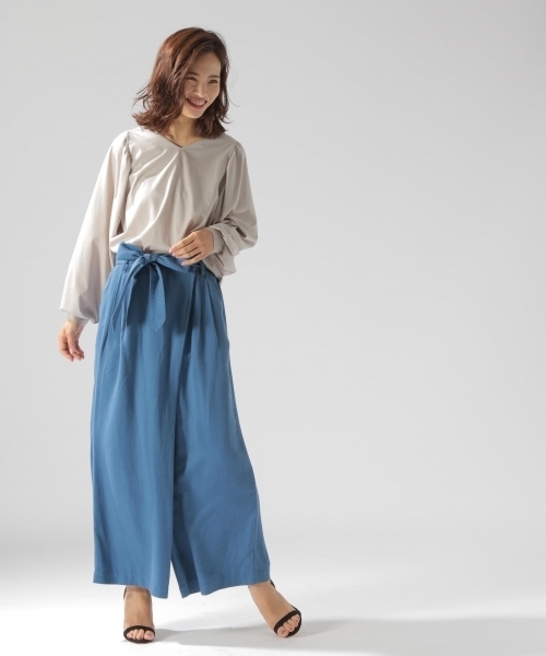 BAYFLOW(ベイフロー)の「ボリューム袖プルオーバー 18AW(シャツ/ブラウス・レディース・ネイビー/グレー/グリーン・SMALL/MEDIUM)」の6枚目の写真