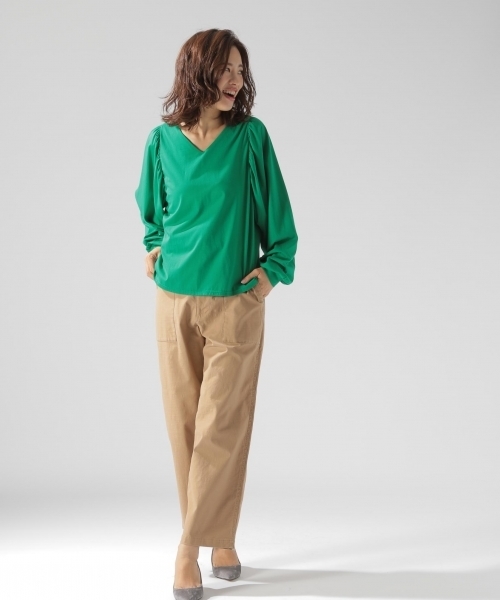 BAYFLOW(ベイフロー)の「ボリューム袖プルオーバー 18AW(シャツ/ブラウス・レディース・ネイビー/グレー/グリーン・SMALL/MEDIUM)」の7枚目の写真