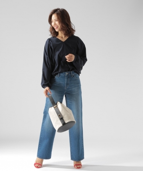 BAYFLOW(ベイフロー)の「ボリューム袖プルオーバー 18AW(シャツ/ブラウス・レディース・ネイビー/グレー/グリーン・SMALL/MEDIUM)」の8枚目の写真