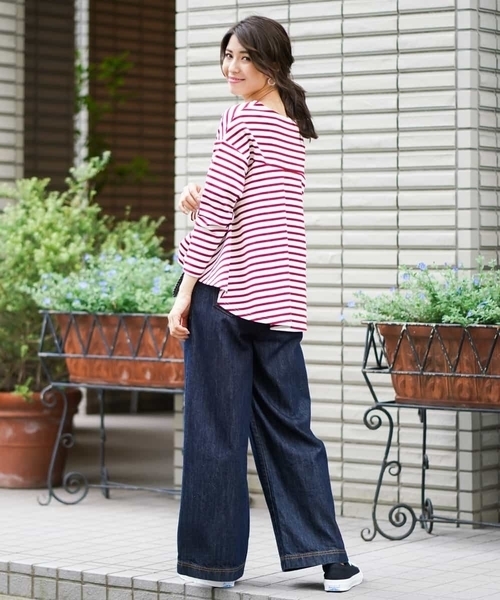 a.v.v（アーヴェヴェ）の「バックフレアカットソー[WEB限定サイズ]（Tシャツ/カットソー・レディース・ネイビー/ボルドー・40/38/42/36/34）」の8枚目の写真