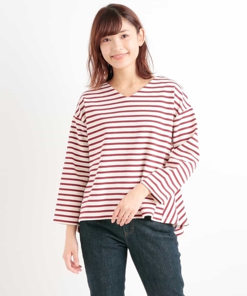 a.v.v（アーヴェヴェ）の「バックフレアカットソー[WEB限定サイズ]（Tシャツ/カットソー・レディース・ネイビー/ボルドー・40/38/42/36/34）」の6枚目の写真