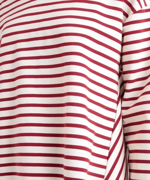 a.v.v（アーヴェヴェ）の「バックフレアカットソー[WEB限定サイズ]（Tシャツ/カットソー・レディース・ネイビー/ボルドー・40/38/42/36/34）」の9枚目の写真