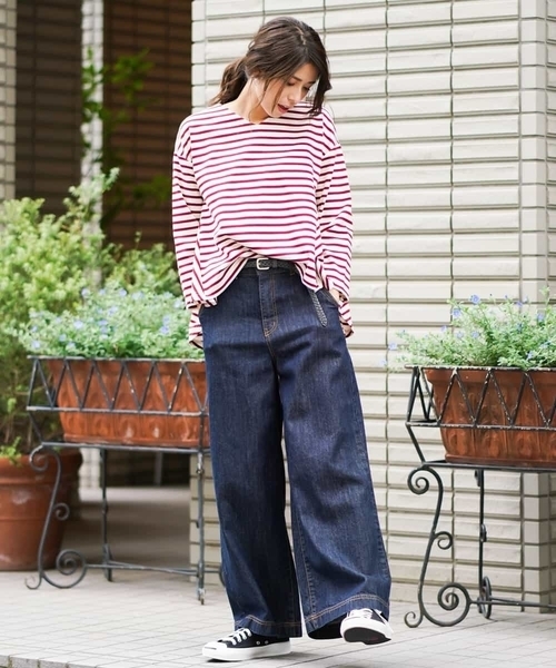 a.v.v（アーヴェヴェ）の「バックフレアカットソー[WEB限定サイズ]（Tシャツ/カットソー・レディース・ネイビー/ボルドー・40/38/42/36/34）」の4枚目の写真