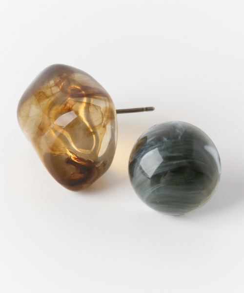 SMELLY（スメリー）の「カラークリアマーブル4ピアスセット（ピアス（両耳用）・レディース・グレー系その他/ベージュ系その他・-）」の9枚目の写真