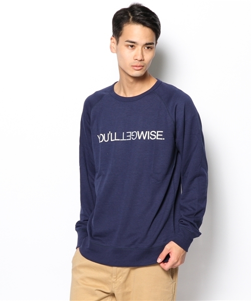 WEGO（ウィゴー）の「WEGO/ライトウェイト裏毛ロゴクルーネックスウェット（スウェット・メンズ・ホワイト/ブラック/杢グレー/ネイビー/マスタード/レッド・MEDIUM/LARGE）」の5枚目の写真