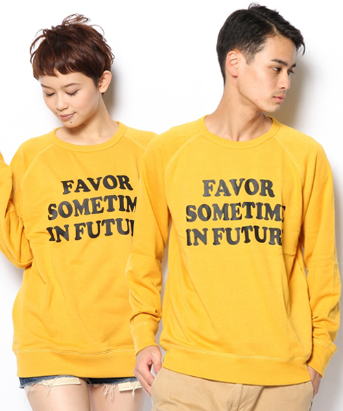 WEGO（ウィゴー）の「WEGO/ライトウェイト裏毛ロゴクルーネックスウェット（スウェット・メンズ・ホワイト/ブラック/杢グレー/ネイビー/マスタード/レッド・MEDIUM/LARGE）」の6枚目の写真