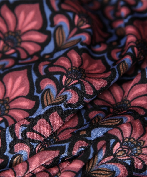 Soareak（ソアリーク）の「タペストリーガラワンピース（ワンピース・レディース・マスタード/ワイン・SMALL/MEDIUM）」の7枚目の写真