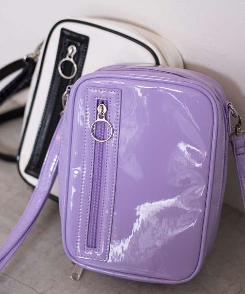 WEGO（ウィゴー）の「WEGO/ジップポイントミニショルダーバッグ（ショルダーバッグ・レディース・ブラック/ベージュ/シルバー/その他1/ホワイト系その他/パープル/ホワイト・FREE）」の5枚目の写真