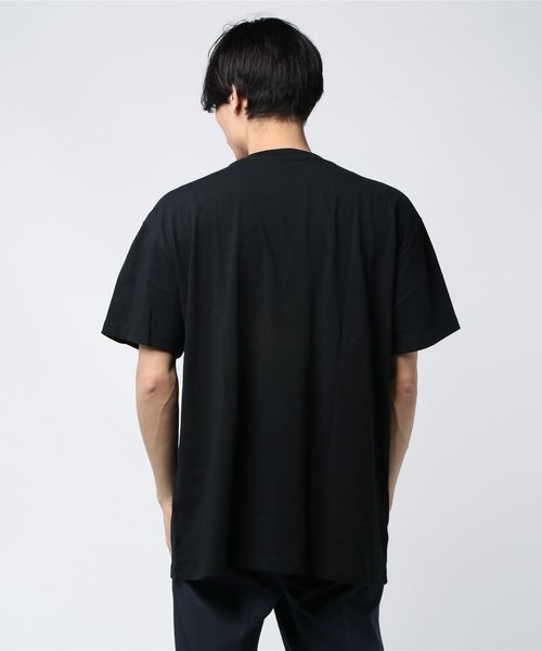 Purple&Yellow（パープルアンドイエロー）の「スーパー ビッグ シルエット プリント Tシャツ（Tシャツ/カットソー・メンズ・アイボリー/ブラック・MEDIUM/LARGE）」の3枚目の写真