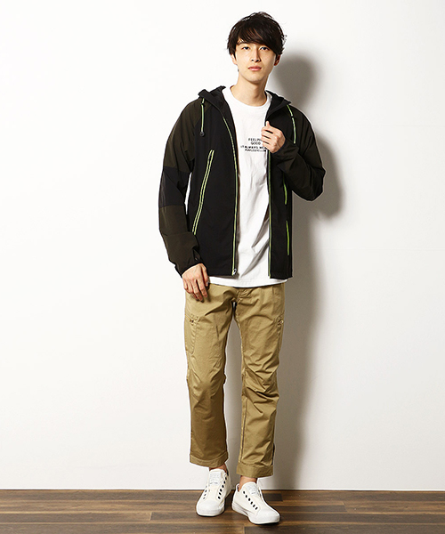 Purple&Yellow（パープルアンドイエロー）の「スーパー ビッグ シルエット プリント Tシャツ（Tシャツ/カットソー・メンズ・アイボリー/ブラック・MEDIUM/LARGE）」の13枚目の写真