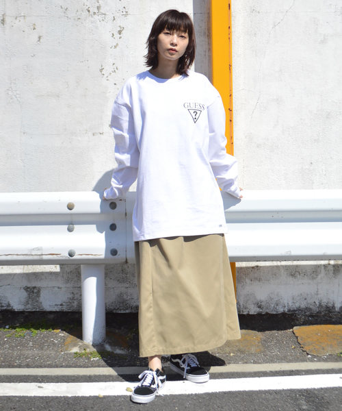 ROOPTOKYO(ループトウキョウ)の「別注:Guess Green Label/ゲスグリーンレーベル 2-Tone Triangle Q Mark Back Print LS Tee(Tシャツ/カットソー・メンズ・ホワイト/ブラック・M/S/XL/L)」の6枚目の写真