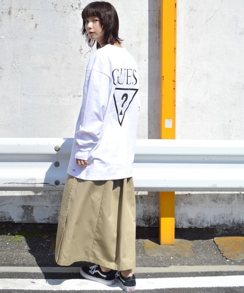 ROOPTOKYO(ループトウキョウ)の「別注:Guess Green Label/ゲスグリーンレーベル 2-Tone Triangle Q Mark Back Print LS Tee(Tシャツ/カットソー・メンズ・ホワイト/ブラック・M/S/XL/L)」の4枚目の写真