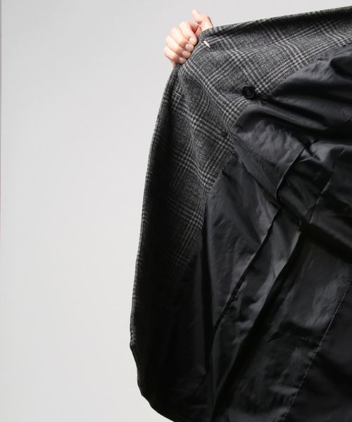 ８(eight)（エイト）の「チェック チェスターコート ダブル オーバーサイズ（チェスターコート・メンズ・ベージュ/グレー/オリーブ・MEDIUM/LARGE）」の6枚目の写真