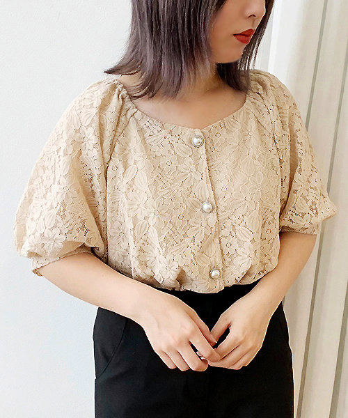 apres jour(アプレジュール)の「レースパールボタンブラウス【ZOZOTOWN限定アイテム】(シャツ/ブラウス・レディース・ベージュ/オフホワイト/ライトグリーン/モカ・フリー)」の17枚目の写真