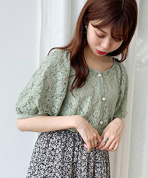 apres jour(アプレジュール)の「レースパールボタンブラウス【ZOZOTOWN限定アイテム】(シャツ/ブラウス・レディース・ベージュ/オフホワイト/ライトグリーン/モカ・フリー)」の22枚目の写真