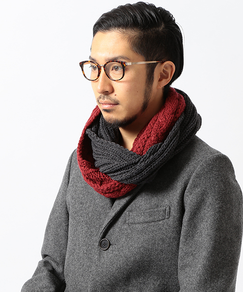 BEAMS（ビームス）の「◎BEAMS / ケーブル×リブ スヌード（ストール/ショール・メンズ・オフホワイト/グレー/ワイン/ネイビー・ONE SIZE）」の4枚目の写真