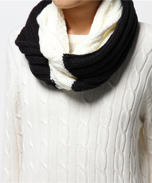 BEAMS（ビームス）の「◎BEAMS / ケーブル×リブ スヌード（ストール/ショール・メンズ・オフホワイト/グレー/ワイン/ネイビー・ONE SIZE）」の7枚目の写真