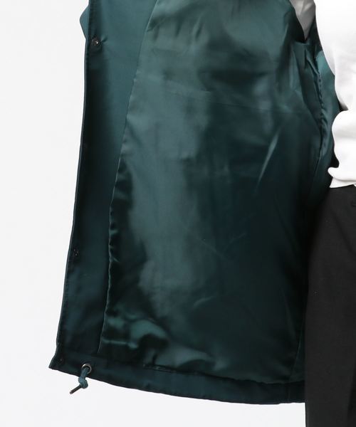 BEN DAVIS（ベンデイビス）の「BEN DAVIS/ベンデイビス ロゴプリント コーチジャケット（ナイロンジャケット・メンズ・ワイン/ダークグリーン/ブラック・XL/L/M）」の6枚目の写真