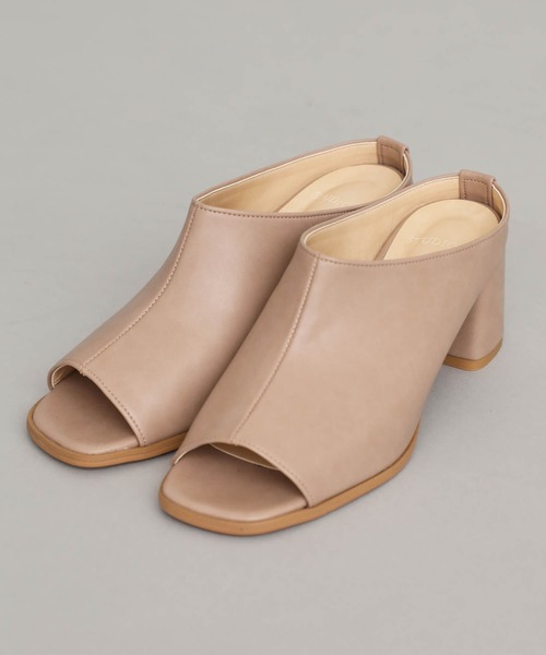 STUDIOUS（ステュディオス）の「【STUDIOUS】スクエア オープントゥブーティー（サンダル・レディース・ブラック/ベージュ・1/2）」の2枚目の写真