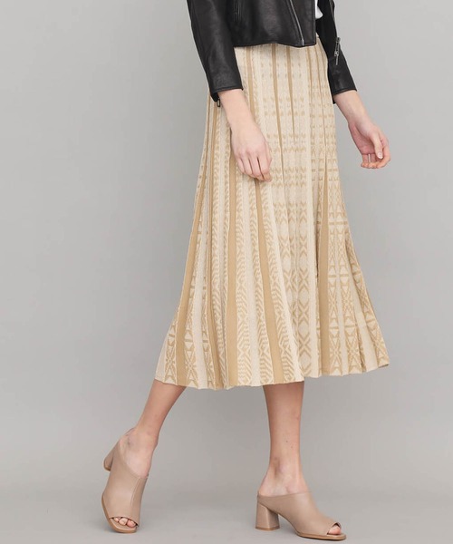 STUDIOUS（ステュディオス）の「【STUDIOUS】スクエア オープントゥブーティー（サンダル・レディース・ブラック/ベージュ・1/2）」の8枚目の写真