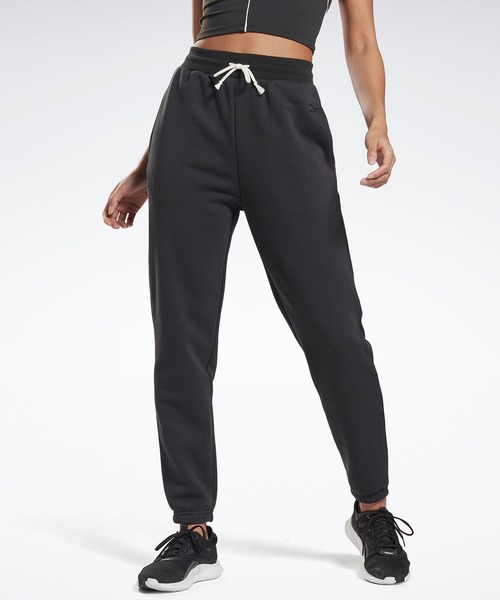 Reebok(リーボック)の「スタジオ レストラティブ フリース パンツ / Studio Restorative Fleece Pants(スウェットパンツ・レディース・ブラック・LARGE/MEDIUM/X-LARGE/SMALL)」の1枚目の写真