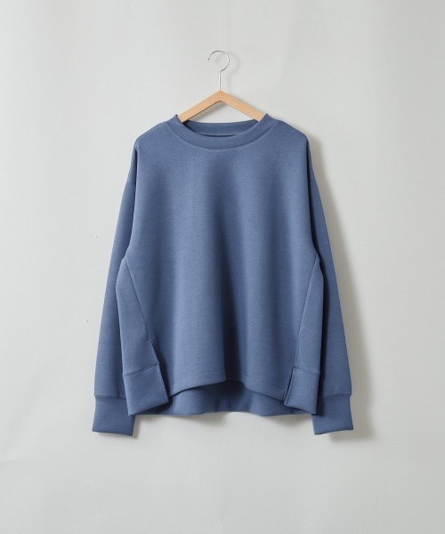 cepo(セポ)の「ポンチスリットクルーネックスウェット(スウェット・レディース・ブラック/オフホワイト/サックスブルー/モカ・M)」の4枚目の写真