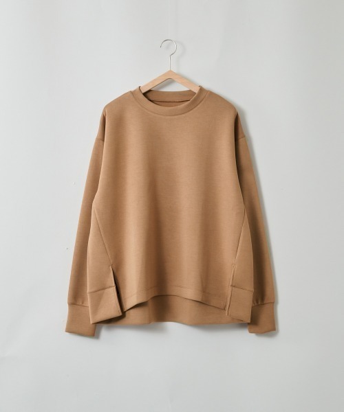 cepo(セポ)の「ポンチスリットクルーネックスウェット(スウェット・レディース・ブラック/オフホワイト/サックスブルー/モカ・M)」の1枚目の写真