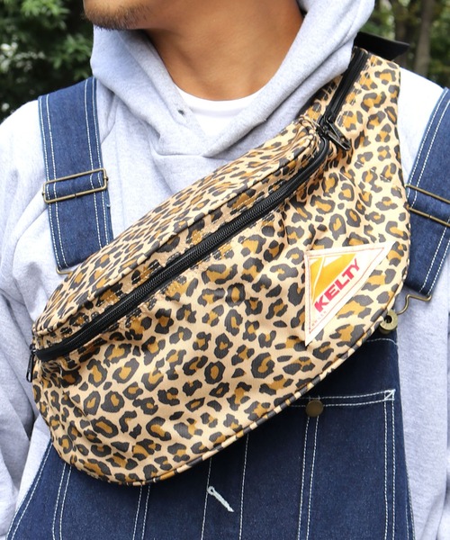 KELTY（ケルティ）の「KELTY/ケルティ MINI FANNY ボディバッグ アウトドア ストリート カジュアル お出かけ 2026年 夏 夏服（ボディバッグ/ウエストポーチ・メンズ・ブラック/ブラウン/レオパード/ネイビー/タン/サンドベージュ/ライトグリーン/グレー/セージグリーン/モカ/マスタード・ONE SIZE）」の11枚目の写真