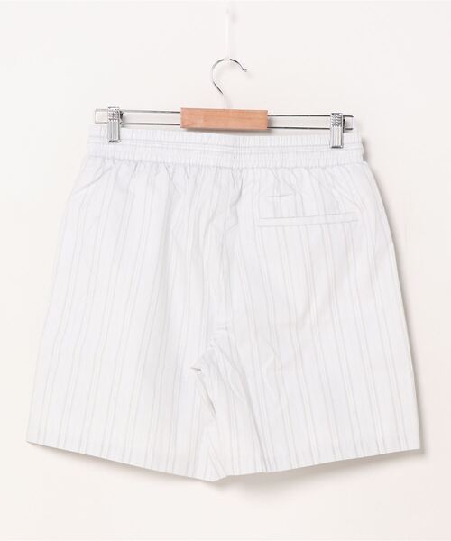 HAN KJOBENHAVN(ハンコペンハーゲン)の「HAN KJOBENHAVN TRACK SHORTS M-130055(その他パンツ・メンズ・オフホワイト・SMALL/MEDIUM)」の2枚目の写真