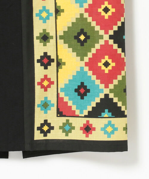 Ray BEAMS（レイビームス）の「TOWN CRAFT × Ray BEAMS / 別注 バンダナ スカート（スカート・レディース・ブラック/ネイビー・ONE SIZE）」の7枚目の写真