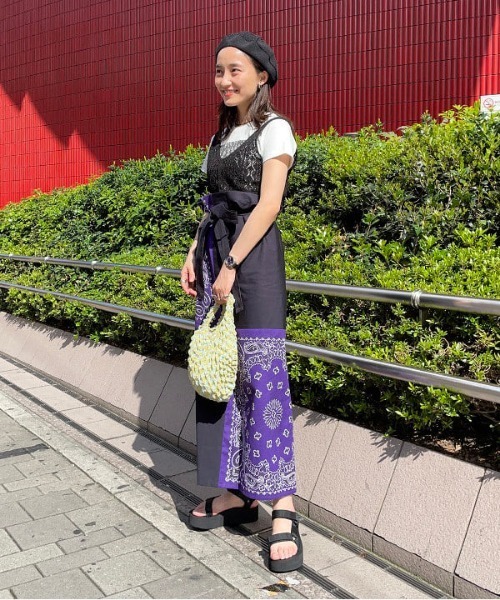 Ray BEAMS（レイビームス）の「TOWN CRAFT × Ray BEAMS / 別注 バンダナ スカート（スカート・レディース・ブラック/ネイビー・ONE SIZE）」の5枚目の写真