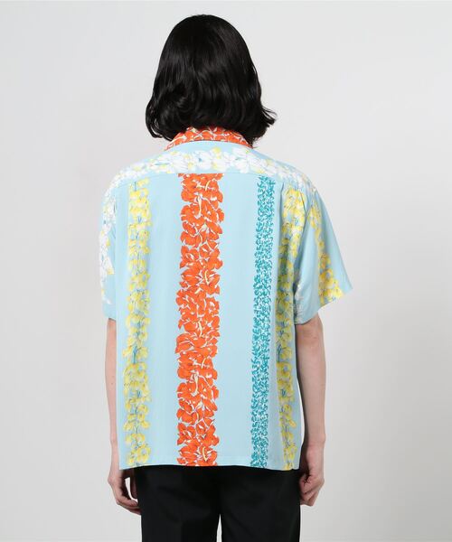 SUN SURF(サンサーフ)の「SUN SURF / FLORAL CHAIN 半袖レーヨンハワイアンシャツ<MEN>(シャツ/ブラウス・メンズ・ブルー・LARGE/MEDIUM/X-LARGE)」の3枚目の写真