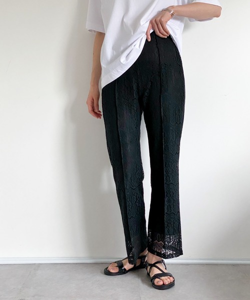 ottilie（オティーリエ）の「レースセミフレアーパンツ（その他パンツ・レディース・ブラック/オフホワイト・FREE）」の2枚目の写真