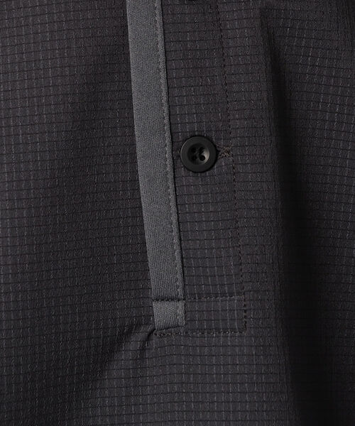 GLOSTER（グロスター）の「AIR TROUGH HENRY TEE ヘンリーネックTシャツ (※ジメジメした季節に最適！通気性◎、軽量◎、ストレッチ性◎の機能素材を使用)（Tシャツ/カットソー・メンズ・チャコールグレー/ネイビー/グレイッシュベージュ・MEDIUM/LARGE）」の12枚目の写真