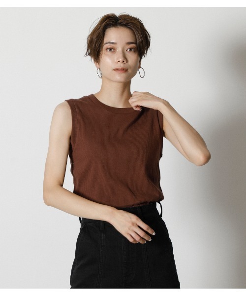 AZUL by moussy（アズールバイマウジー）の「COTTON USA TANKTOP/コットンUSAタンクトップ（タンクトップ・レディース・イエロー/オフホワイト/ブラック/ダークブルー/ダークブラウン・MEDIUM/SMALL）」の4枚目の写真