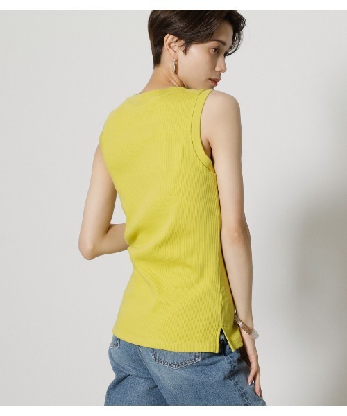 AZUL by moussy（アズールバイマウジー）の「COTTON USA TANKTOP/コットンUSAタンクトップ（タンクトップ・レディース・イエロー/オフホワイト/ブラック/ダークブルー/ダークブラウン・MEDIUM/SMALL）」の18枚目の写真