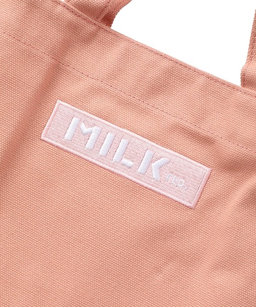 MILKFED.（ミルクフェド）の「EMBROIDERED BAR SHOULDER BAG W/STRAP - ミニポーチ付きショルダーバッグ（ショルダーバッグ・レディース・ブラック/レッド/ピンク/ホワイト/ライトピンク/ネイビー/ベージュ・ONE SIZE）」の8枚目の写真