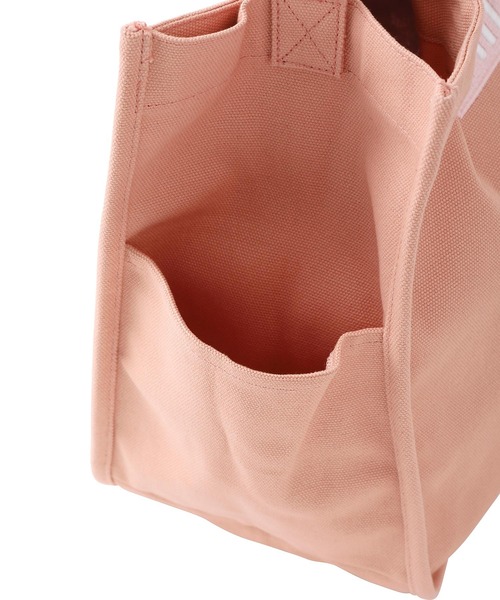 MILKFED.（ミルクフェド）の「EMBROIDERED BAR SHOULDER BAG W/STRAP - ミニポーチ付きショルダーバッグ（ショルダーバッグ・レディース・ブラック/レッド/ピンク/ホワイト/ライトピンク/ネイビー/ベージュ・ONE SIZE）」の17枚目の写真