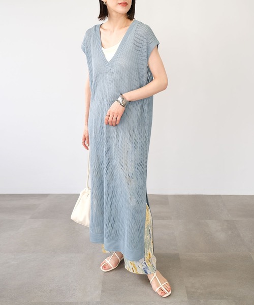 ＡＮＤＪ（アンドジェイ）の「リネンタッチ透かし編みノースリーブニットベストワンピース（ワンピース・レディース・オフホワイト/ライム/ブルー/モカ・M）」の4枚目の写真