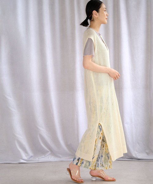 ＡＮＤＪ（アンドジェイ）の「リネンタッチ透かし編みノースリーブニットベストワンピース（ワンピース・レディース・オフホワイト/ライム/ブルー/モカ・M）」の22枚目の写真