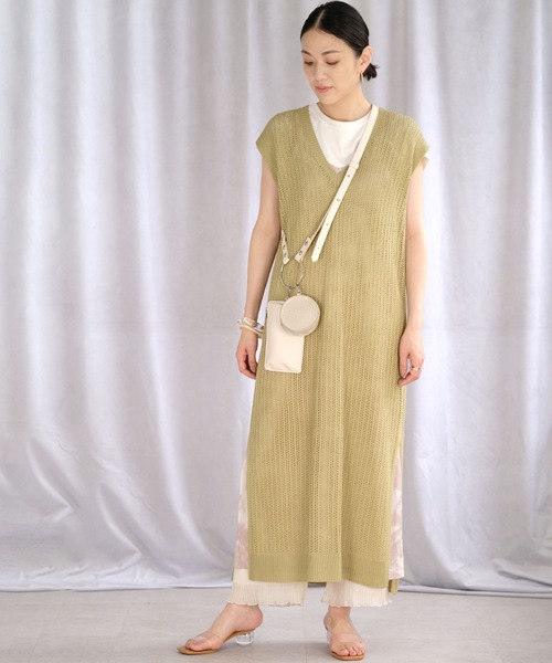 ＡＮＤＪ（アンドジェイ）の「リネンタッチ透かし編みノースリーブニットベストワンピース（ワンピース・レディース・オフホワイト/ライム/ブルー/モカ・M）」の9枚目の写真