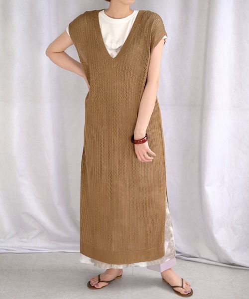 ＡＮＤＪ（アンドジェイ）の「リネンタッチ透かし編みノースリーブニットベストワンピース（ワンピース・レディース・オフホワイト/ライム/ブルー/モカ・M）」の13枚目の写真