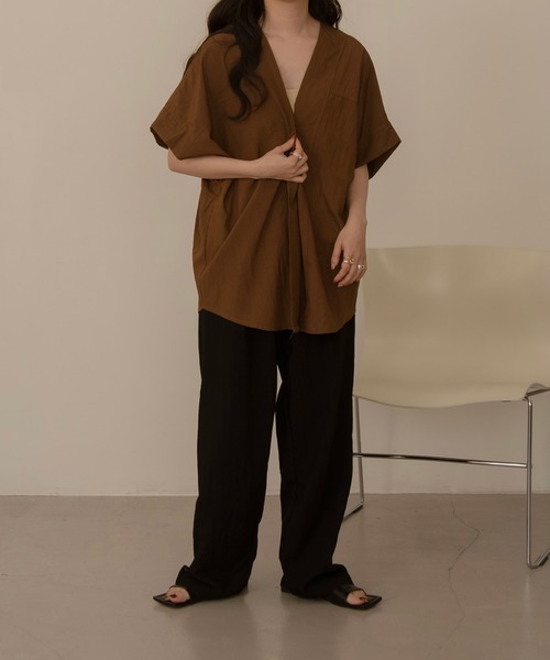 lawgy(ラウジー)の「V stitch blouse(シャツ/ブラウス・レディース・ホワイト/ブラウン・FREE)」の8枚目の写真