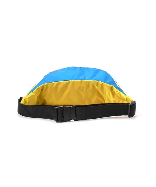 Manhattan Portage(マンハッタンポーテージ)の「Brooklyn Bridge Waist Bag CORDURAR Lite(ボディバッグ/ウエストポーチ・メンズ・マルチ/ブラック・X-SMALL)」の12枚目の写真